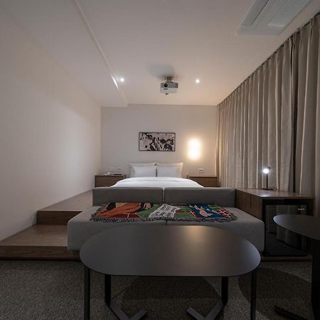 Aank Hotel Osan Exterior photo